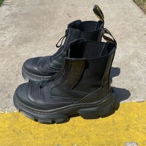 2976 Beta DMXL Dr. Martens